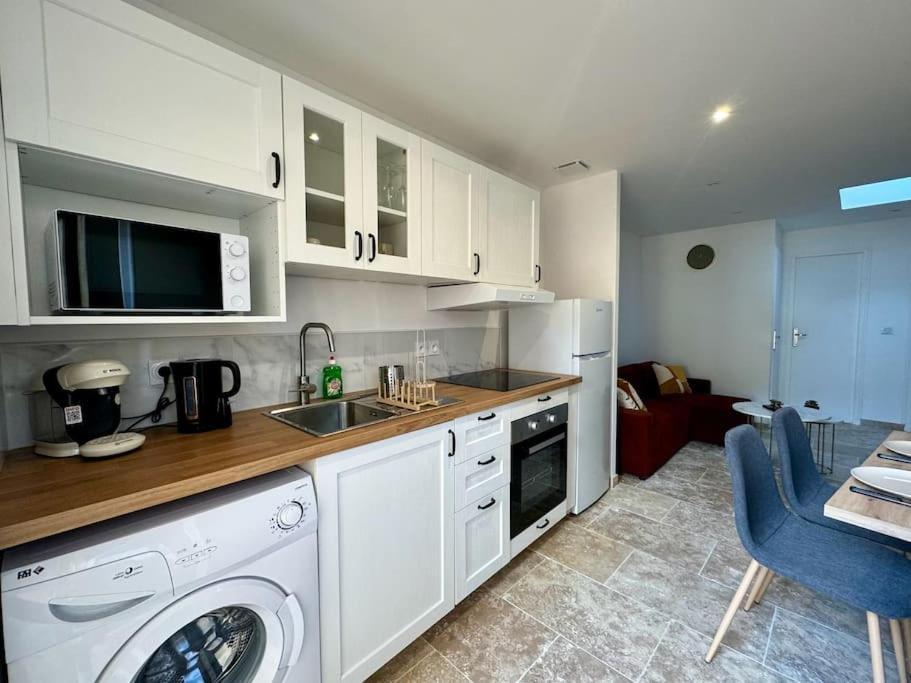 Appartement Lumineux Avec Terrasses Le Luc Eksteriør bilde